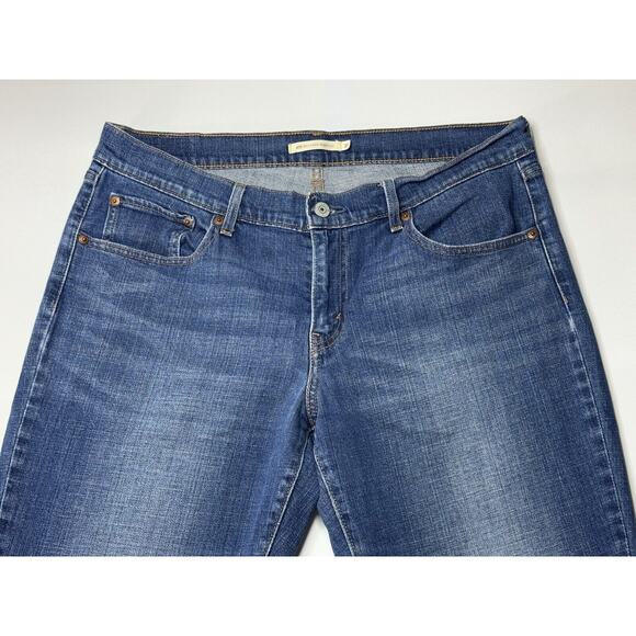 Levi's 415 Women's Relaxed Bootcut Blue Denim Jeans - Size 31x30.5 - Picture 3 of 8